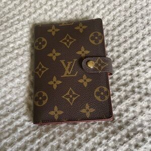 Louis Vuitton PM Agenda